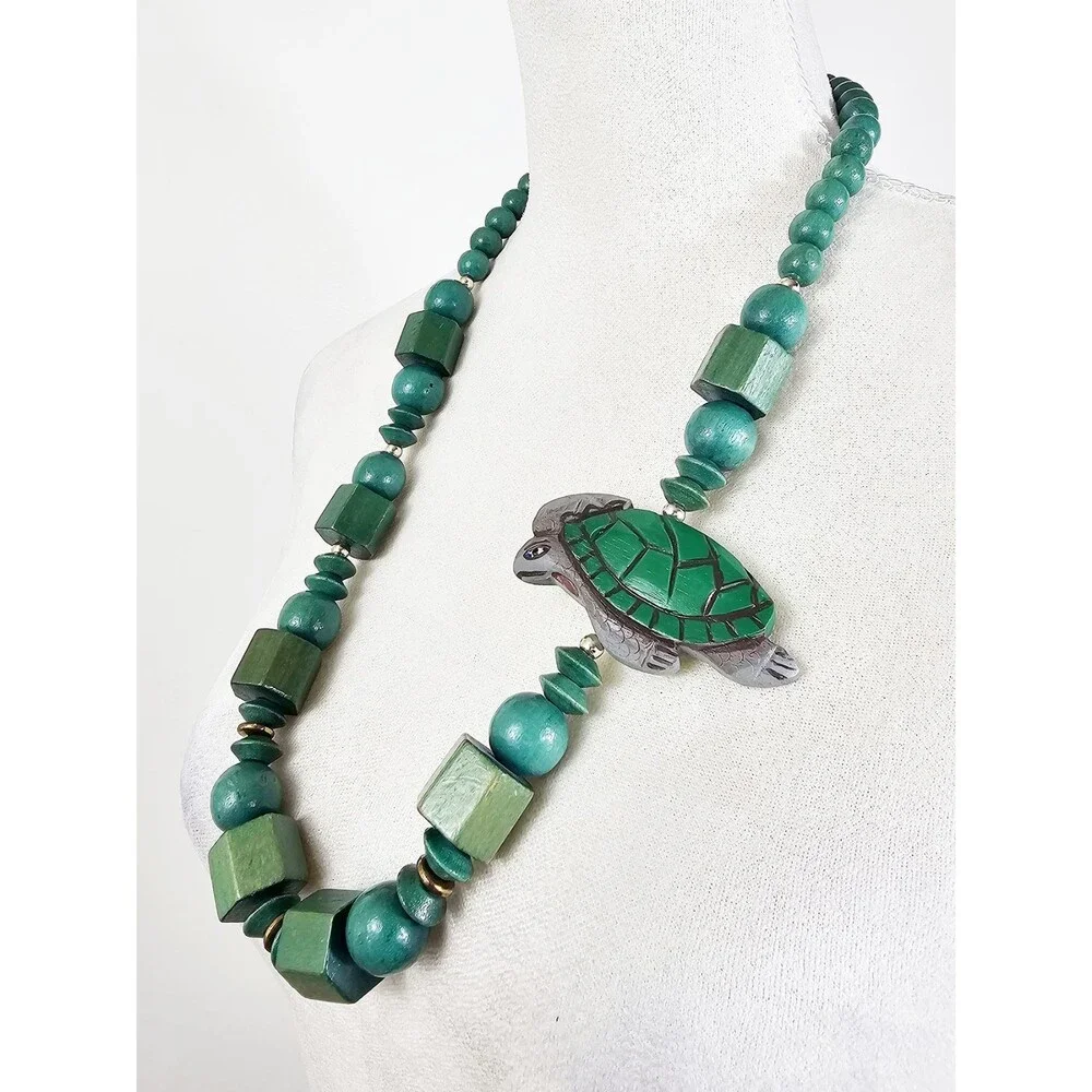 Vintage Wooden Beaded Turtle Bohemian Chunky Green Painted Bead Necklace